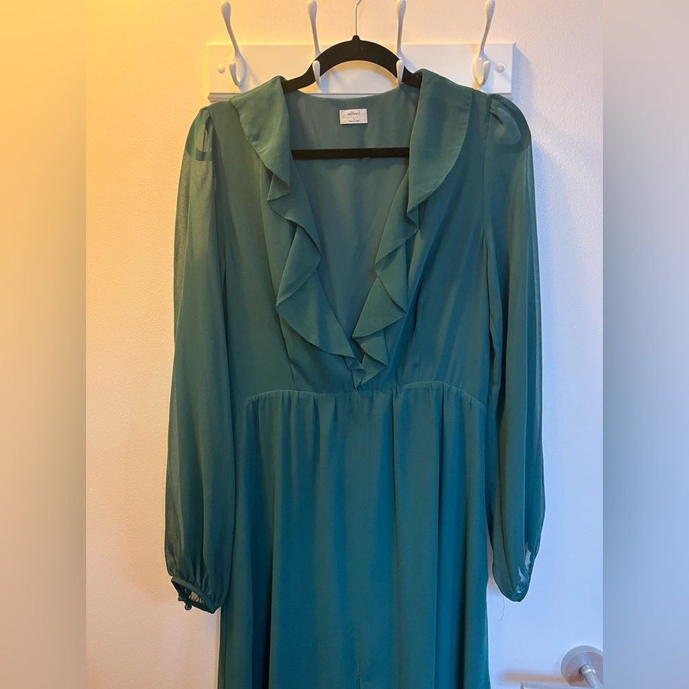 Wilfred maxi dress, size 8, dark green color, from aritzia